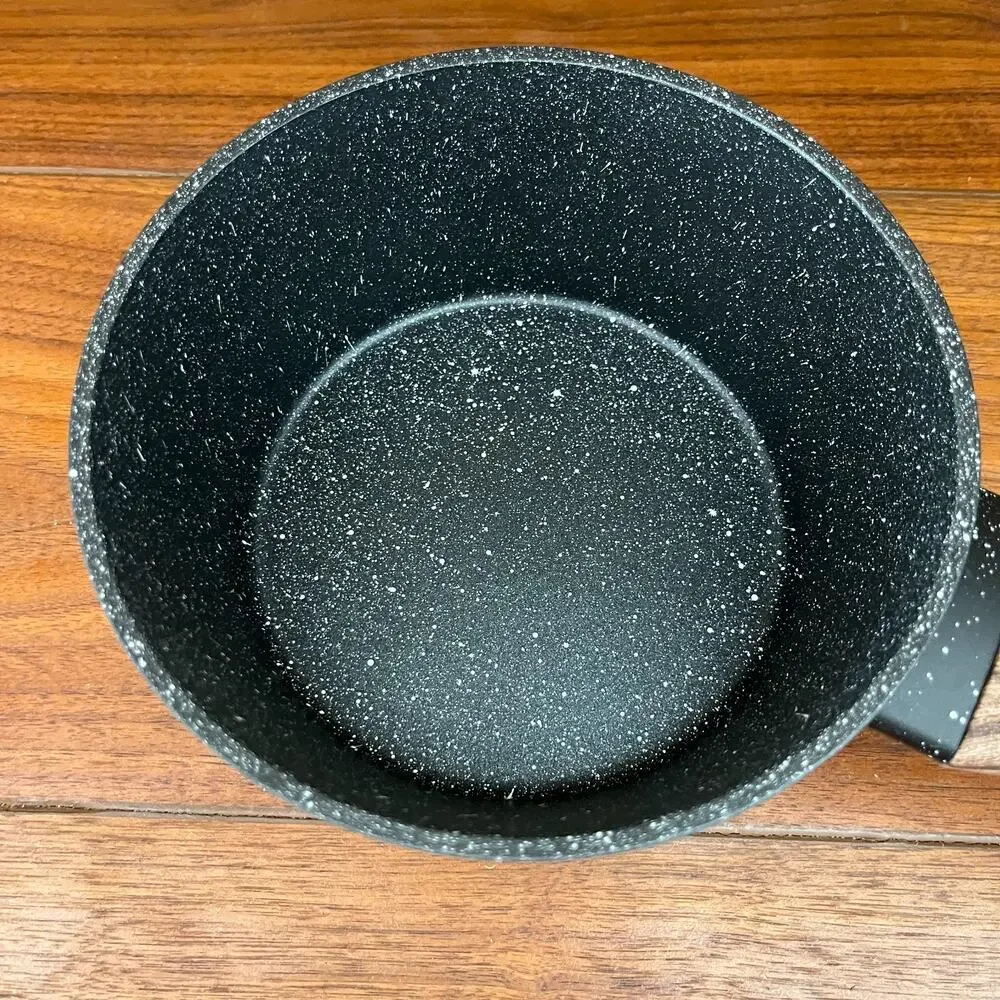 Black Speckled Aluminum Non-Stick 1.5 Quart Saucepan and Lid w/ Bakelite Handle